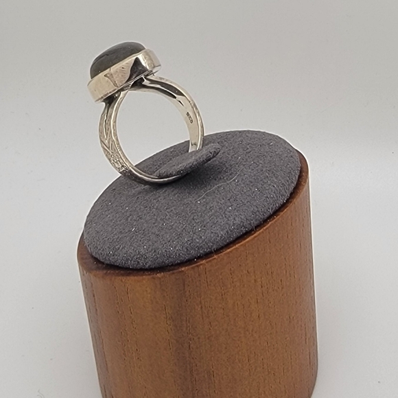 Labrodorite Gemstone Sterling Silver Ring Size 6.5 - Picture 3 of 4